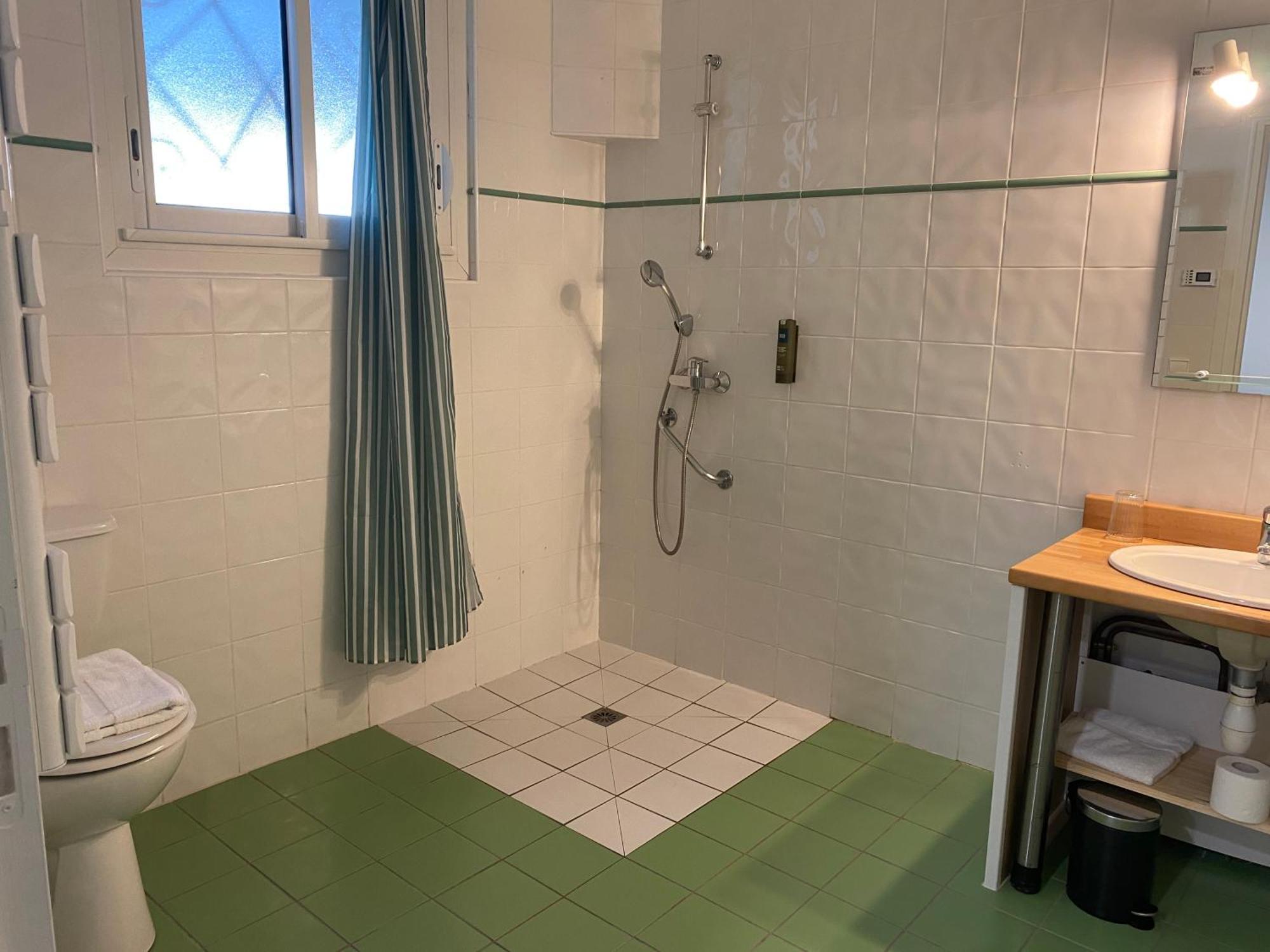 Logis Hotel Le Clos Pite Préchacq 외부 사진